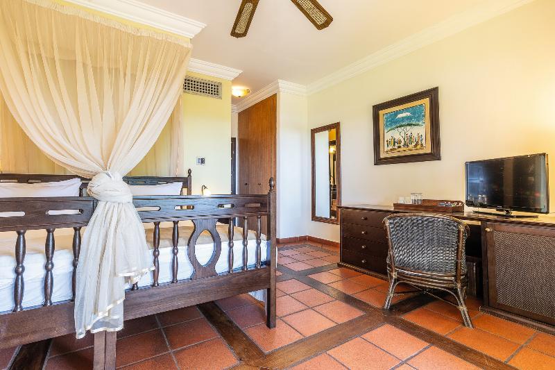 La Gemma Dell'est Resort 5*
